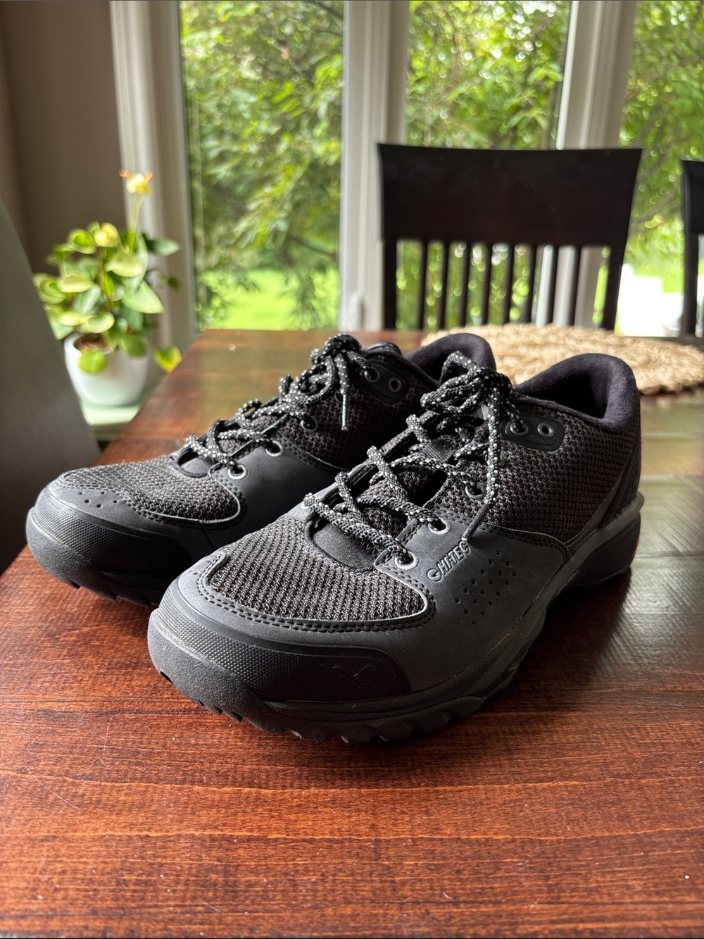 Men's Hi-Tec Black Athletic Lace-Up Hiking Shoes